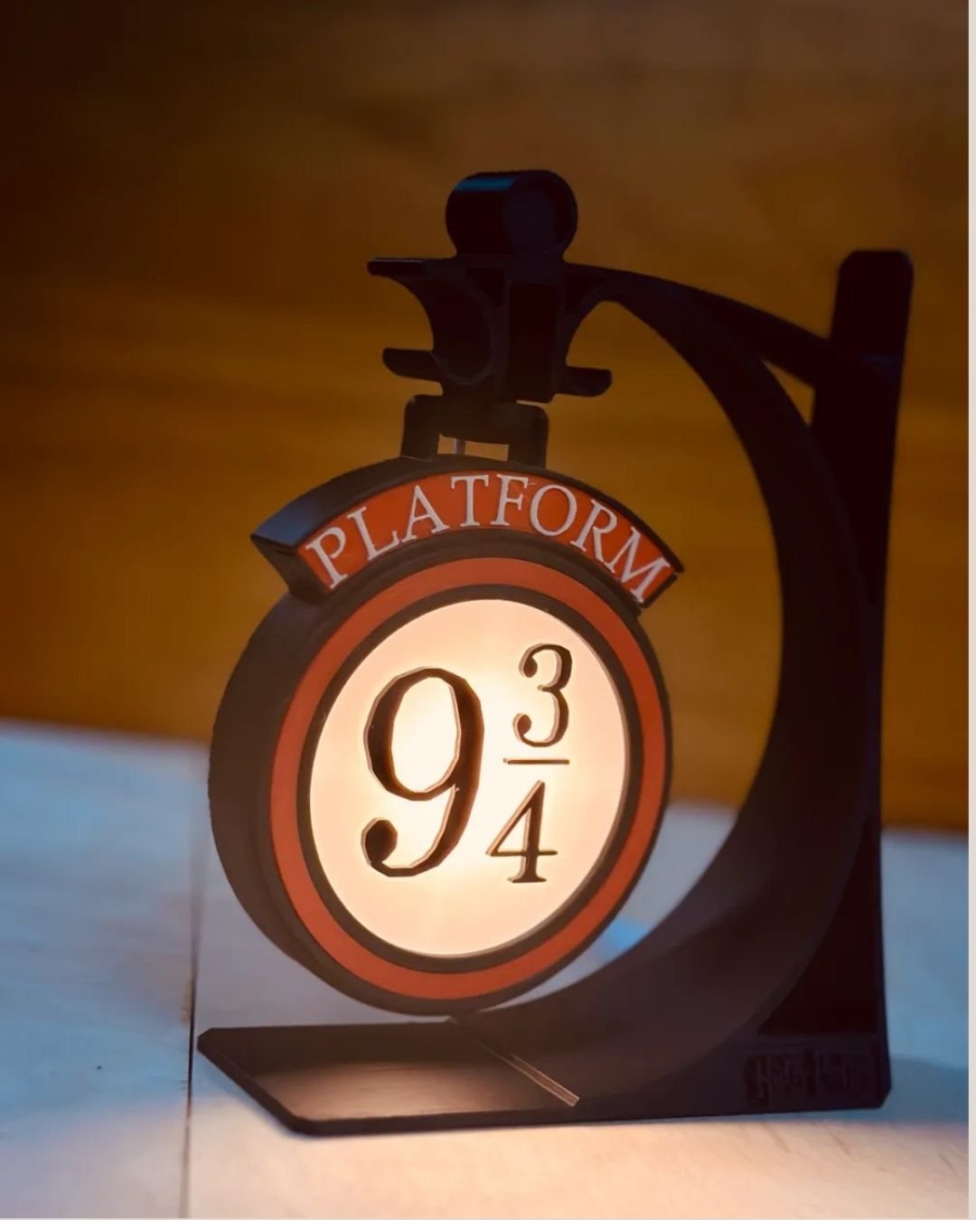 Wizard World Station Lamp