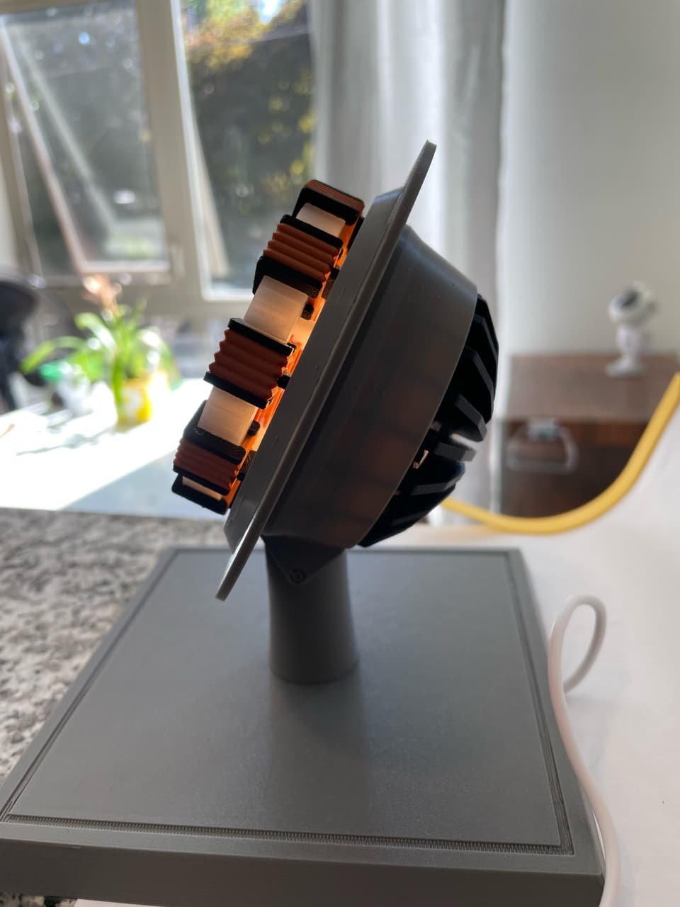Arc Reactor LED Lamp - Image 7