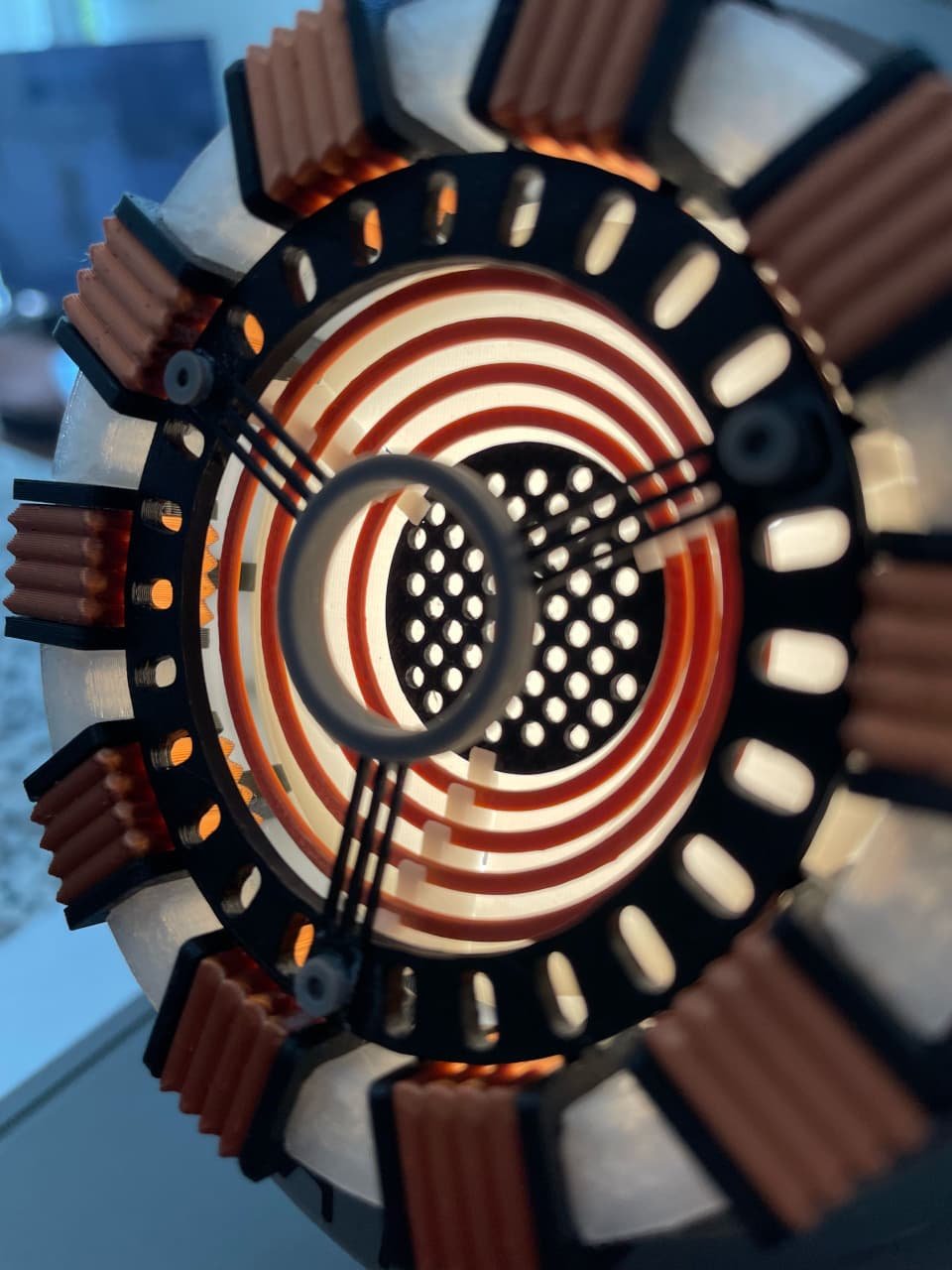 Arc Reactor LED Lamp - Image 5